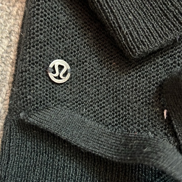 Tied To You—Back Laced Pullover Sweater 2 or 4 EXC - Picture 5 of 6